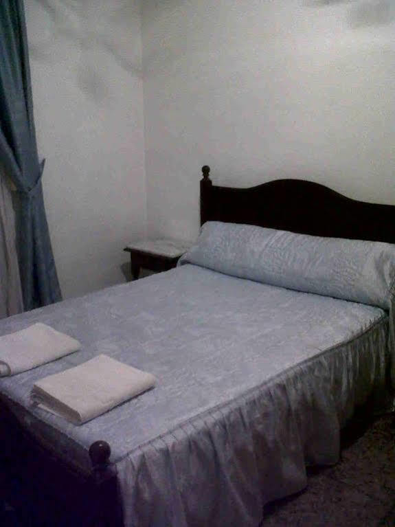 Hostal Medina オルベラ エクステリア 写真